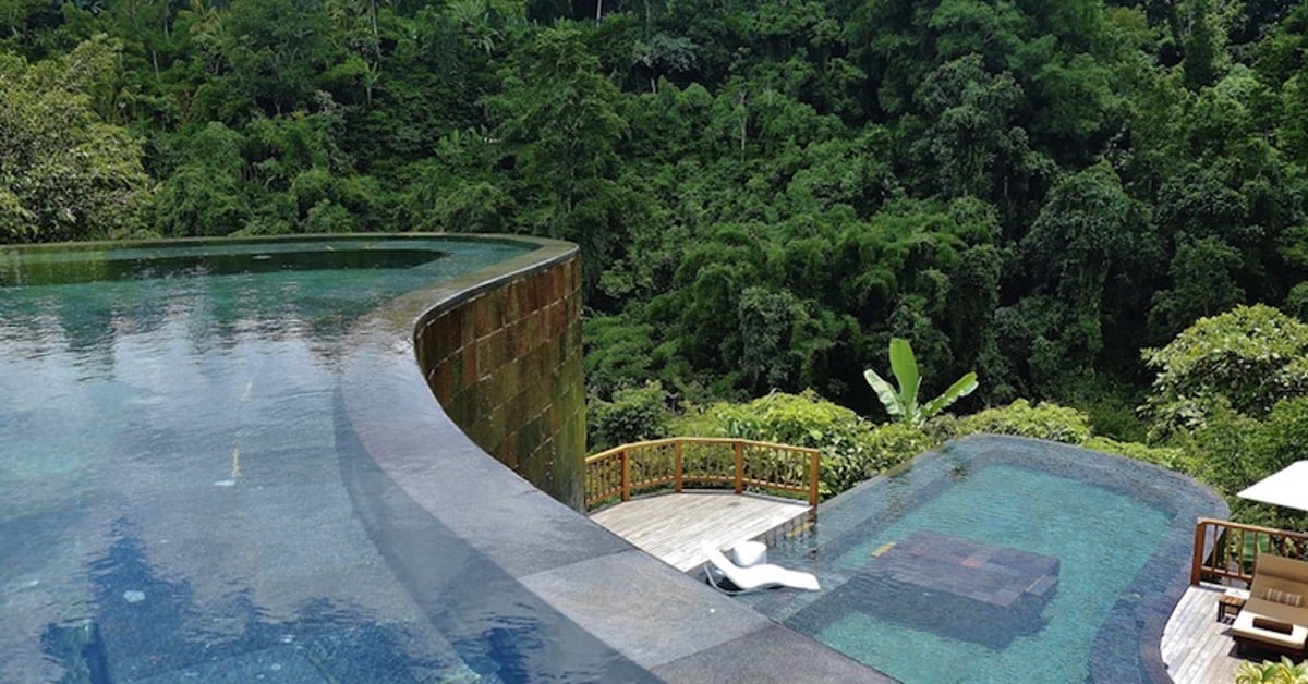 Hotel Pools in Bali